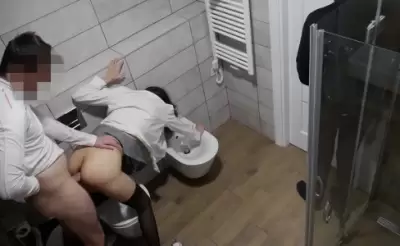Секс В Туалете Ночного Клуба Скрытая Камера